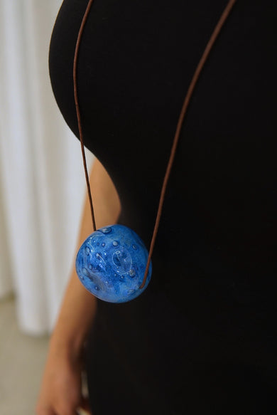 ПРИКРАСА КУЛЯ З ГУТНОГО СКЛА BLUE