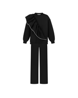 КОСТЮМ З ВОЛАНОМ ТА СТРАЗОВОЮ СТРІЧКОЮ